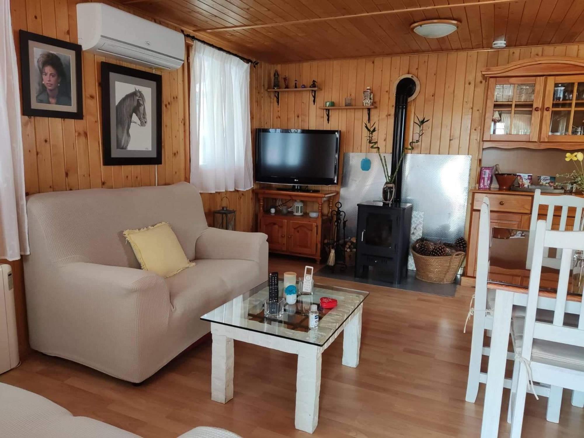 Cabana De Madera Especial Y Acogedora Cardenete الغرفة الصورة