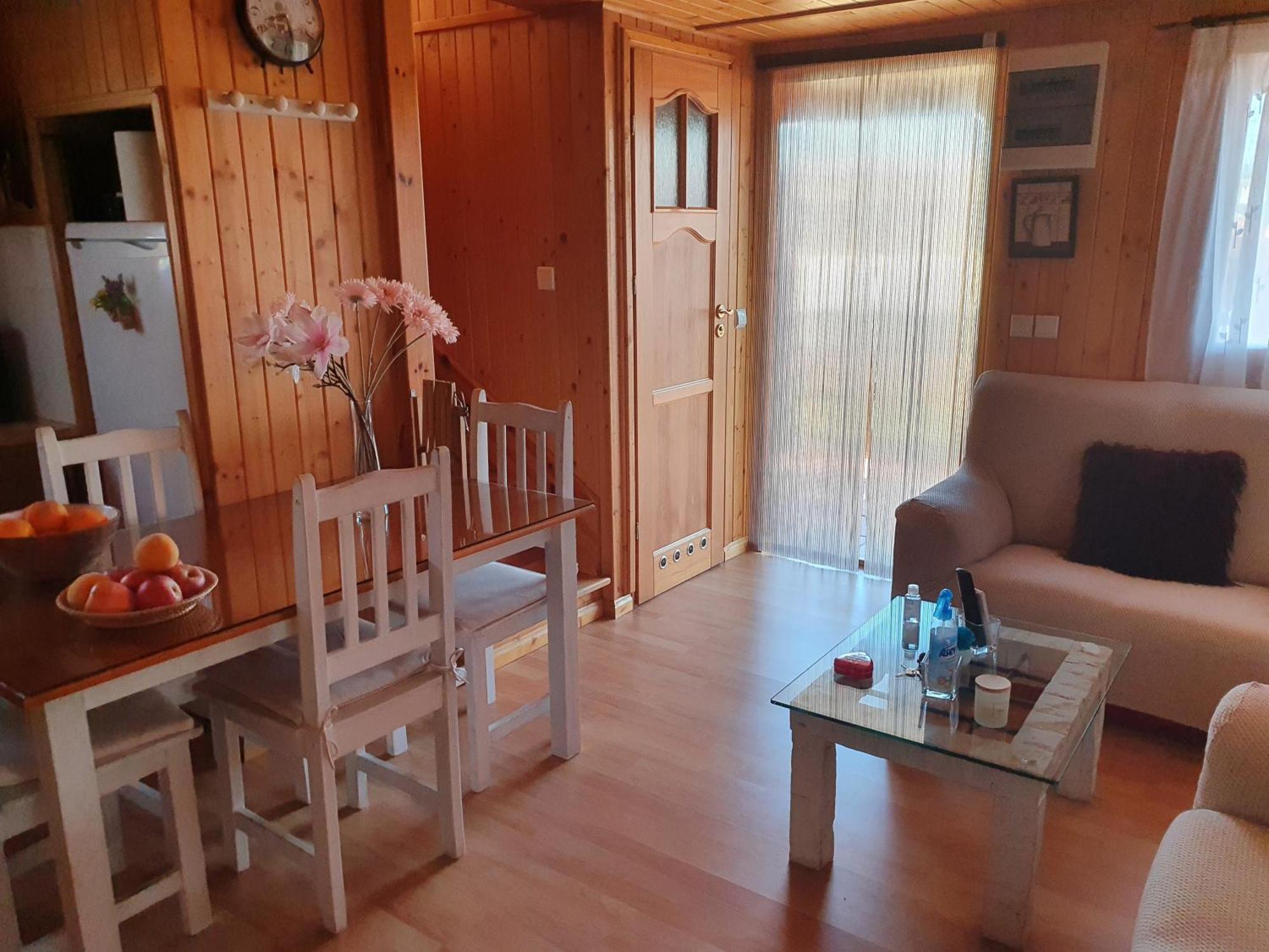 Cabana De Madera Especial Y Acogedora Cardenete المظهر الخارجي الصورة